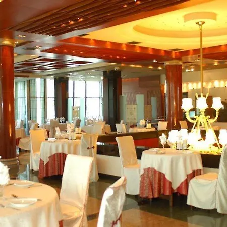Ξενοδοχείο Grand Europa 5*
