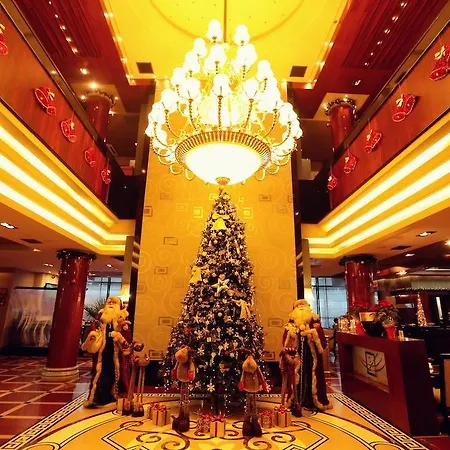 Grand Europa, Affiliated By Melia فندق شكودر