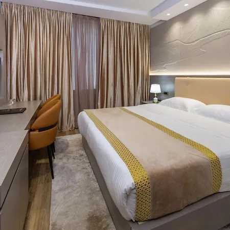 ホテル Grand Europa, Affiliated By Melia 5*