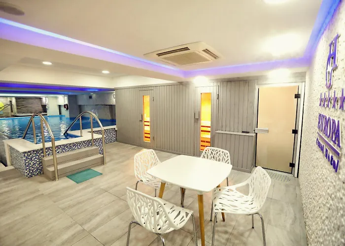 酒店 Grand Europa Affiliated By Melia 5*