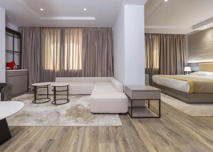 Hotel Grand Europa Affiliated By Melia 5*